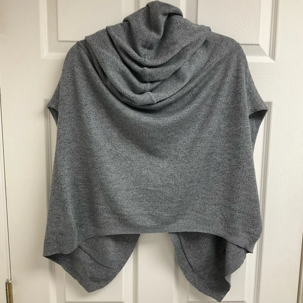Lululemon Hooded Cabin Yogi Sweater Wrap - Picture 2 of 9